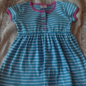 Hanna Andersson Playdress 120 fits like a 110